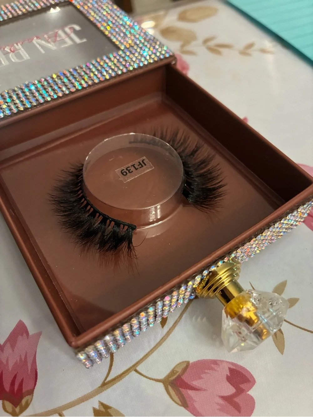 Jen Re Beauty Vegan & Cruelty Free Lashes